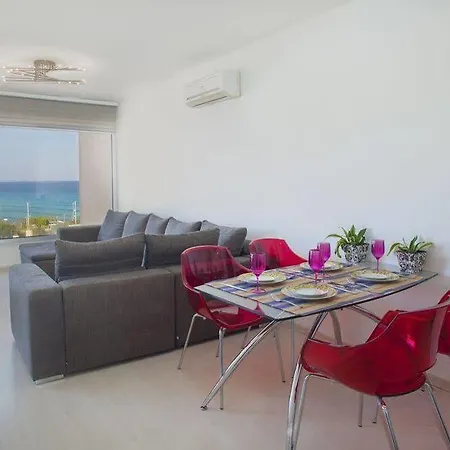 Apartment Fig Tree Bay Protaras