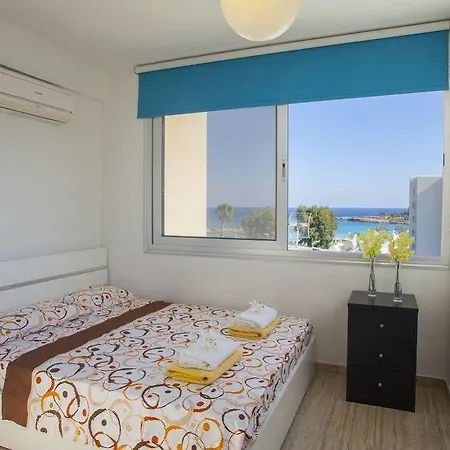 Apartment Fig Tree Bay